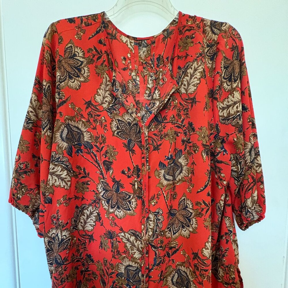Dillards  1X red print 3/4 sleeve pleated tunic top